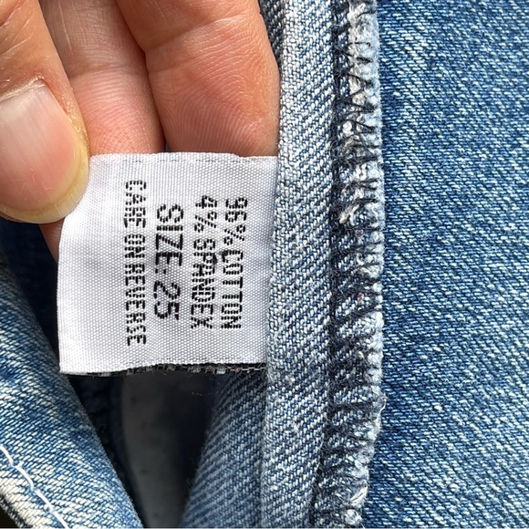 High Rise Bootcut Rivet Jeans Size: 27 - Picture 11 of 12